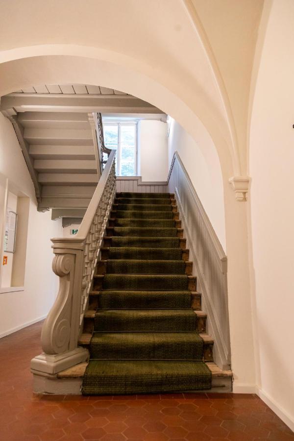 Apartment In Historischer Villa Mit Parkplatz Grünau im Almtal Extérieur photo