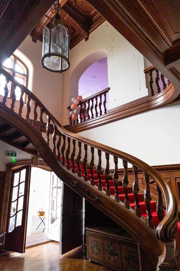 Apartment In Historischer Villa Mit Parkplatz Grünau im Almtal Extérieur photo